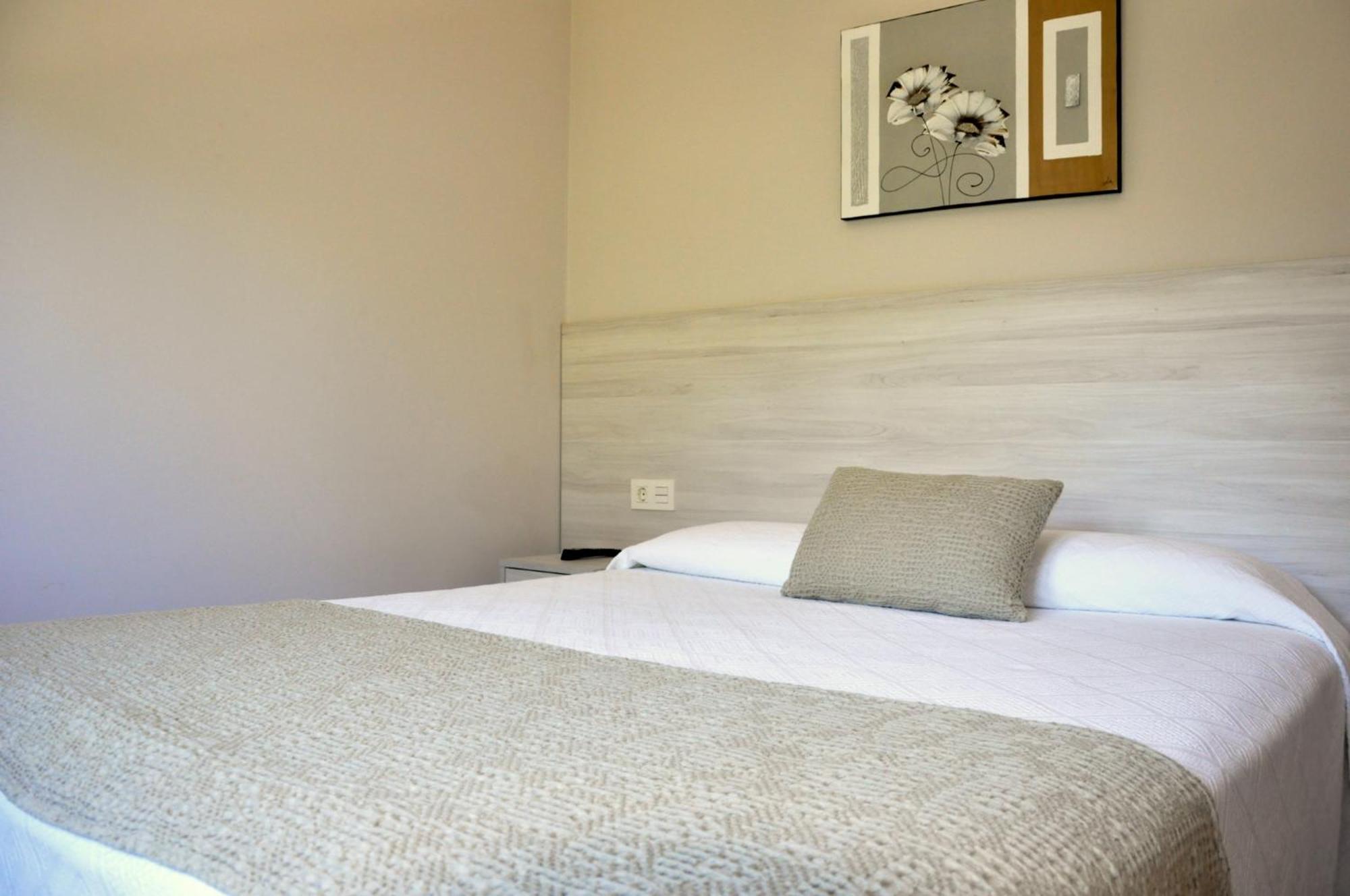 Hostal Paz Gondomar Buitenkant foto