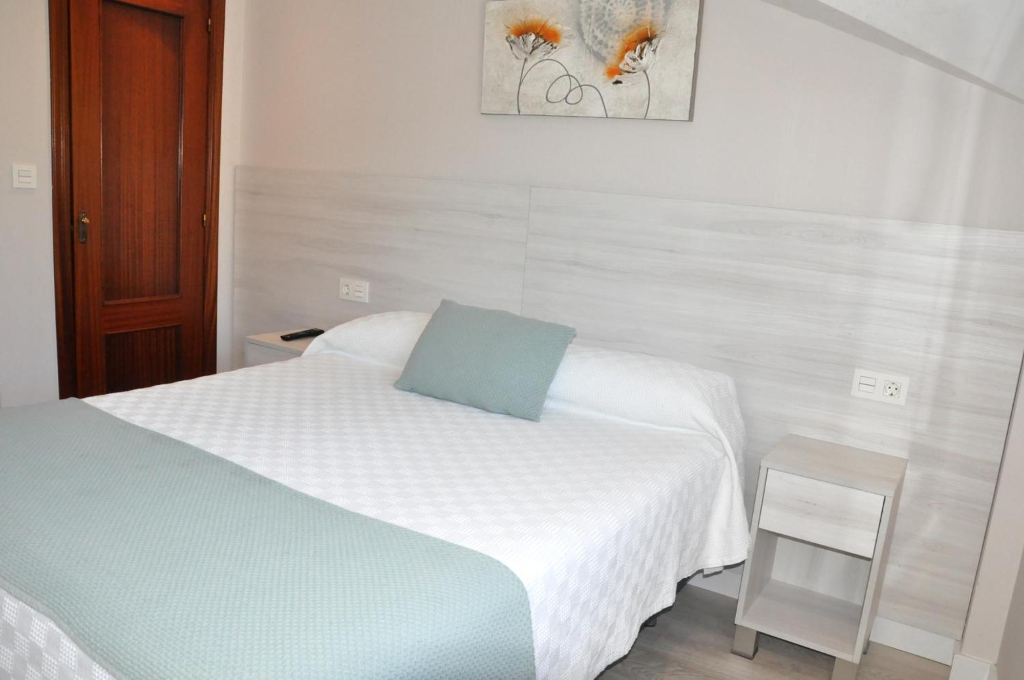 Hostal Paz Gondomar Buitenkant foto