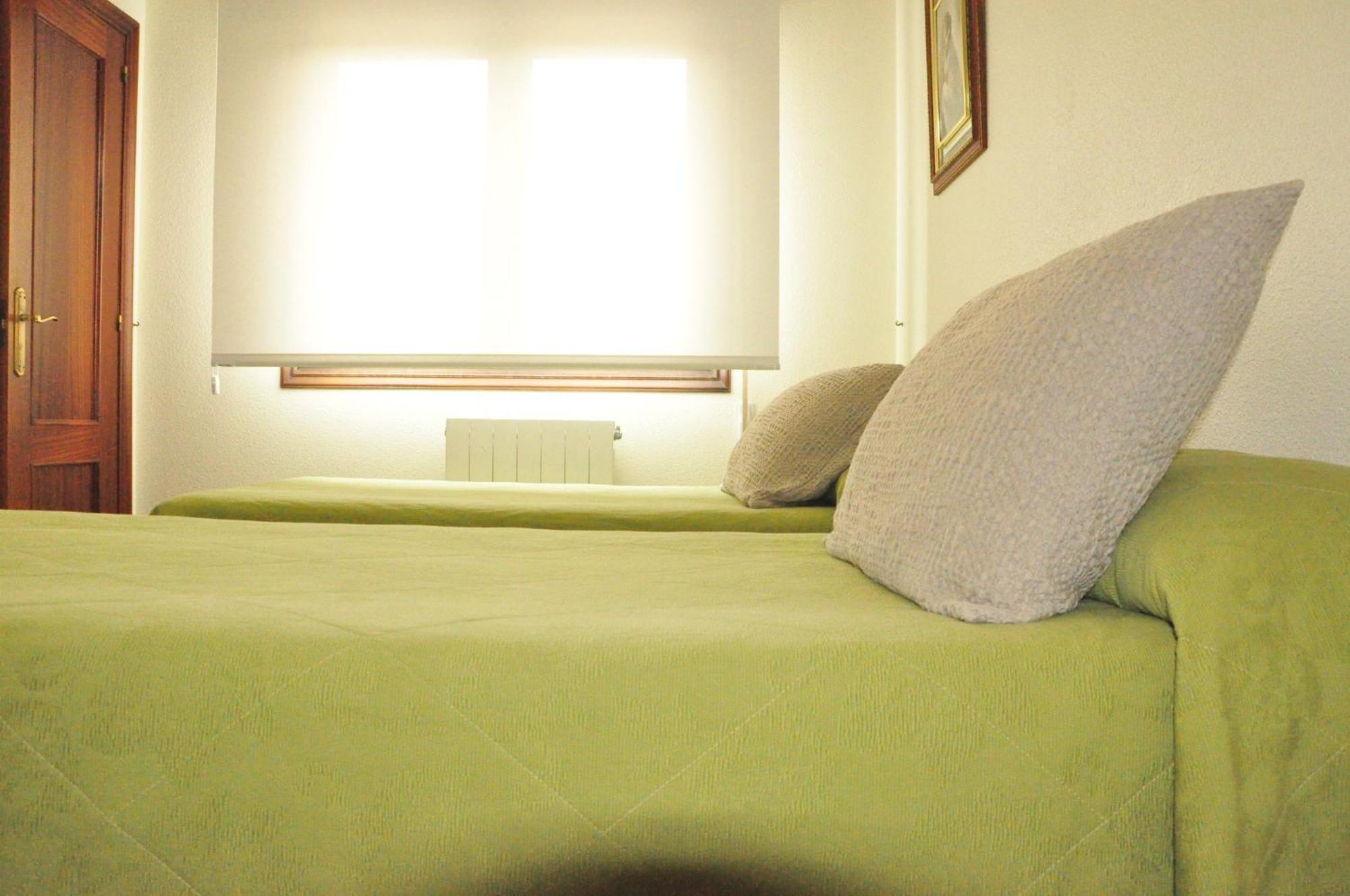 Hostal Paz Gondomar Buitenkant foto