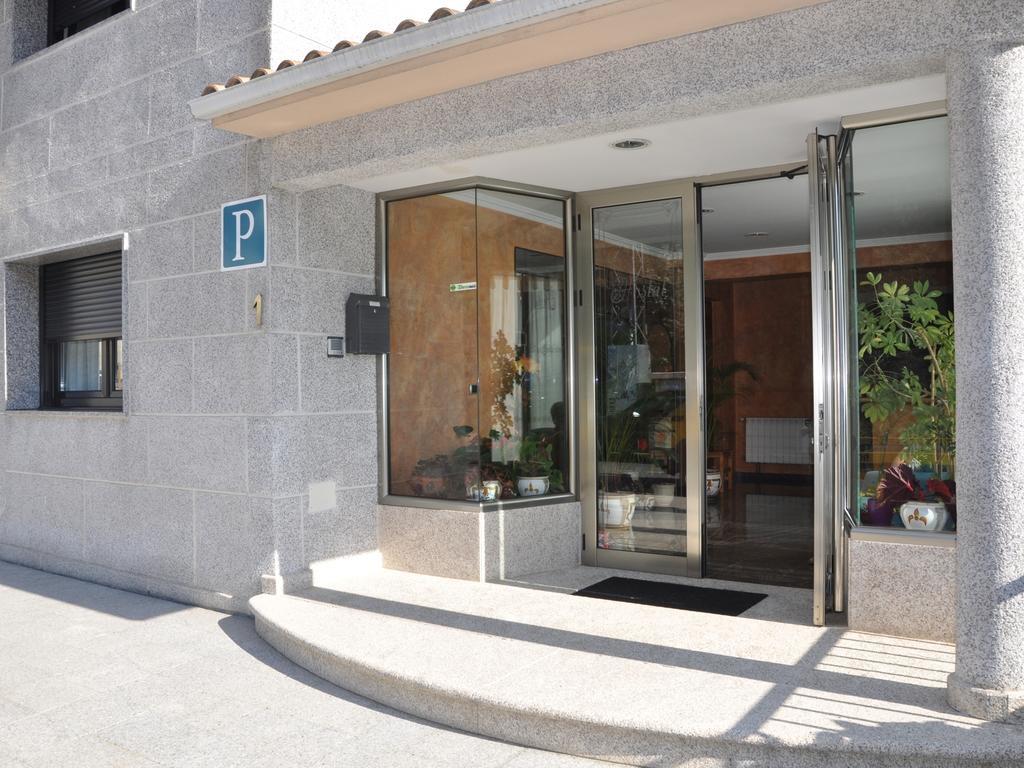 Hostal Paz Gondomar Buitenkant foto